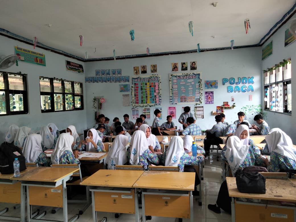 LINGKUNGAN BELAJAR YANG AMAN, NYAMAN, DAN MENGGEMBIRAKAN